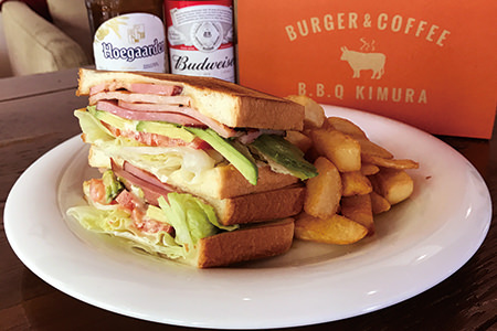 燻煙ベーコン&アボカドサンド