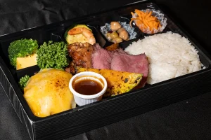 ゴルビージャックチーズバーグ&サーロインステーキ&スパイシーBBQ