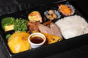 ゴルビージックチーズバーグ&スパイシーBBQ &生ソーセージのグリル