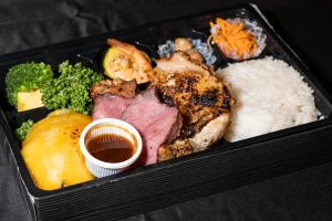 ゴルビージャックチーズバーグ&サーロインステーキ&若鶏グリル&スパイシーBBQ