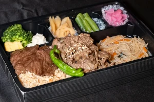 常陸牛上カルビ&炭焼きカルビ重